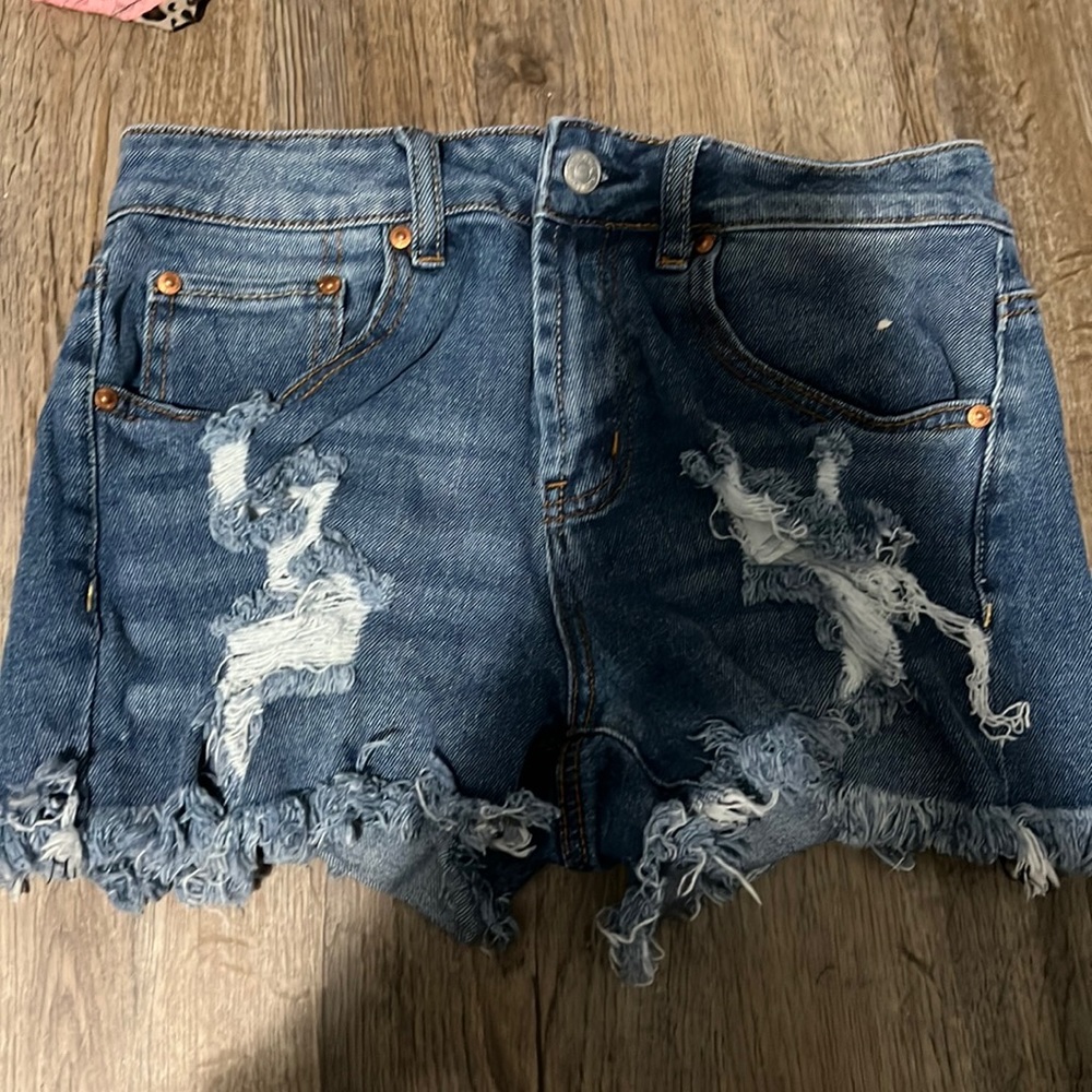 Ripped high waisted jean shorts